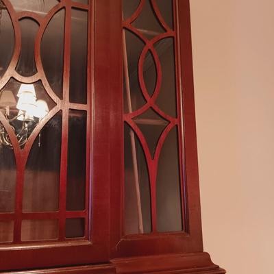 LOT 17: Vintage Breakfront China Cabinet