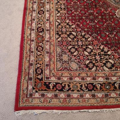 LOT 18: Vintage Persian-Style 11' x 8' Area Rug