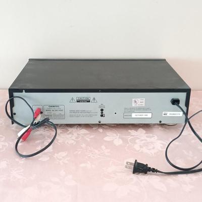 LOT 19: Onkyo DX-1400 Compact Disc Player