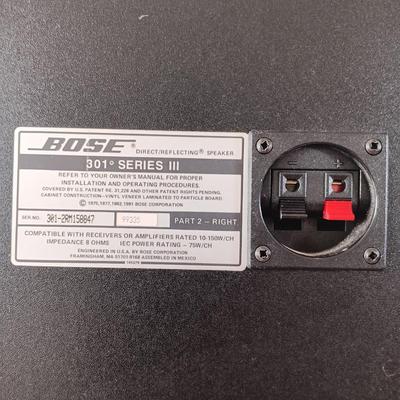LOT 21: Bose 301 Series III Direct/Reflecting Speaker System Untested