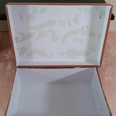 LOT 22: Boyd's Bears with Wood Step Stool, Olgemini Selections Picture Frame & More