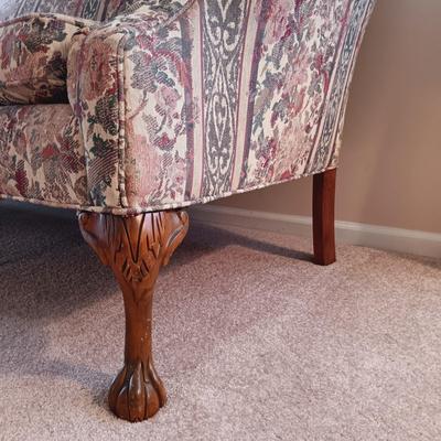 LOT 25: Cochrane Furniture Victorian-Style Camelback Sofa