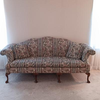 LOT 25: Cochrane Furniture Victorian-Style Camelback Sofa