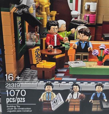 LOT 1: "I'll Be There For You..." Friends Lego Kit NIB