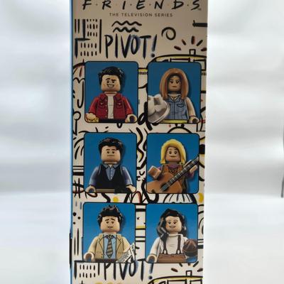 LOT 1: "I'll Be There For You..." Friends Lego Kit NIB