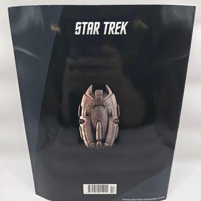LOT 5: Star Trek Official Starship Collection Including Vahklas, Vulcan Survey Ship, and Ferengi Starship / All with Associated Books