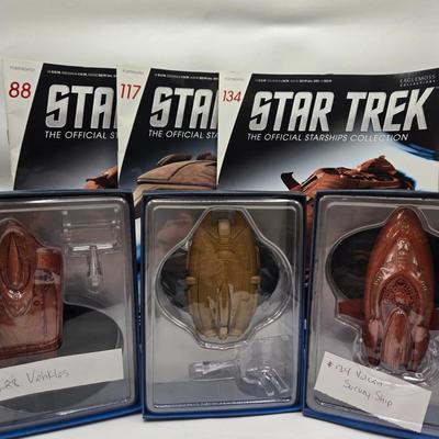 LOT 5: Star Trek Official Starship Collection Including Vahklas, Vulcan Survey Ship, and Ferengi Starship / All with Associated Books