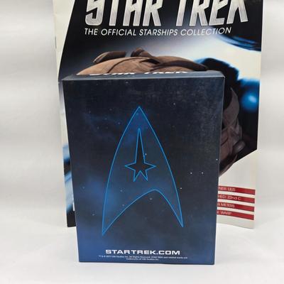 LOT 5: Star Trek Official Starship Collection Including Vahklas, Vulcan Survey Ship, and Ferengi Starship / All with Associated Books