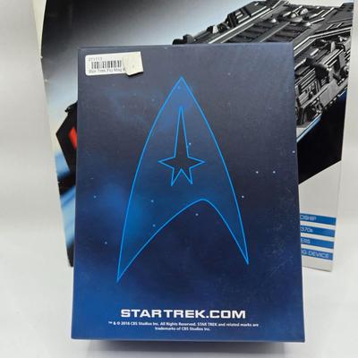 LOT 6: Star Trek Official Starship Collection Including Aeon, Holoship, and Racing Ship/ All with Associated Books