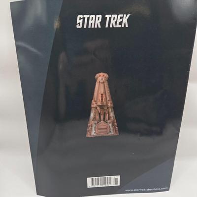 LOT 7: Star Trek Official Starship Collection Including Freighter and Baxial with Accompanying Books