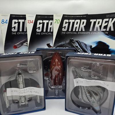 LOT 8: Star Trek Official Starship Collection Including NX-Alpha, City Ship, and Survey Ship / All with Associated Books