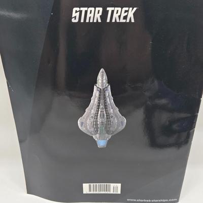 LOT 8: Star Trek Official Starship Collection Including NX-Alpha, City Ship, and Survey Ship / All with Associated Books