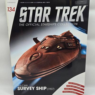 LOT 8: Star Trek Official Starship Collection Including NX-Alpha, City Ship, and Survey Ship / All with Associated Books