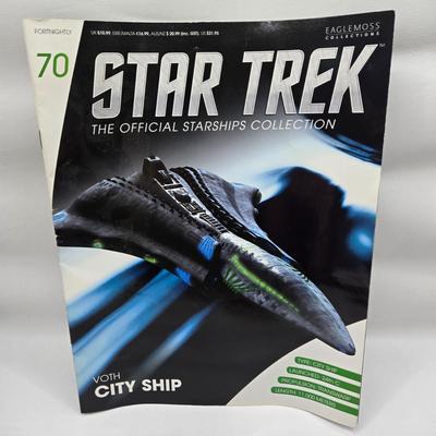 LOT 8: Star Trek Official Starship Collection Including NX-Alpha, City Ship, and Survey Ship / All with Associated Books