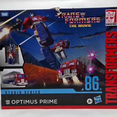 LOT 19: Transformers Studio Series Optimus Prime NIB