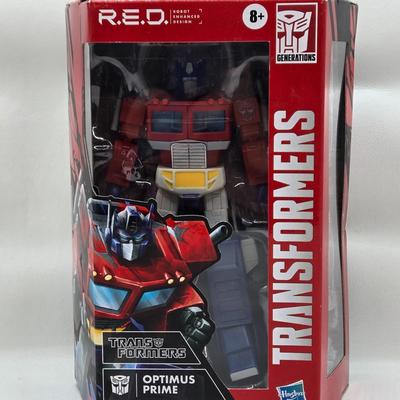 LOT 20: Variety of Transformers Toys NIB
