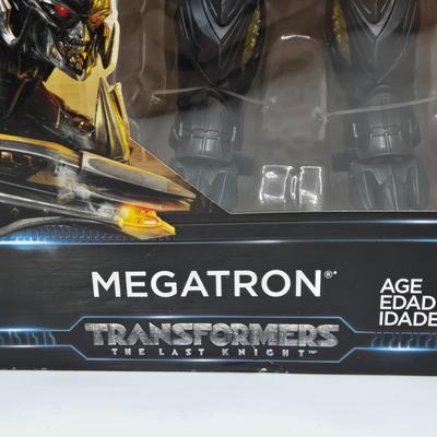 LOT 23: Transformers the Last Knight Megatron NIB