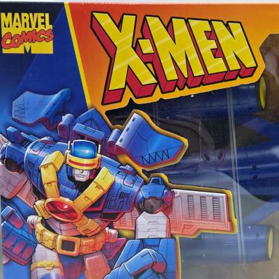 LOT 27: Transformers Heroic Autobot Bumblebee A.W.E. Striker and Ultimate X-Spanse NIB