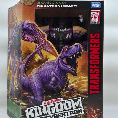 LOT 29: Transformers War for Cybertron Toys NIB
