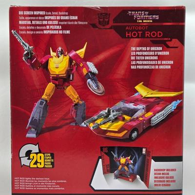 LOT 32: Variety of Transformers Studio Series Toys NIB