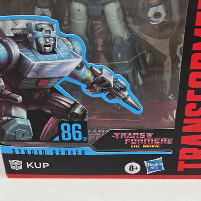 LOT 32: Variety of Transformers Studio Series Toys NIB