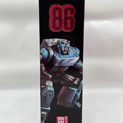 LOT 32: Variety of Transformers Studio Series Toys NIB
