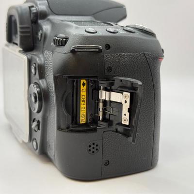 LOT 41: Nikon D90 DSLR Camera Body