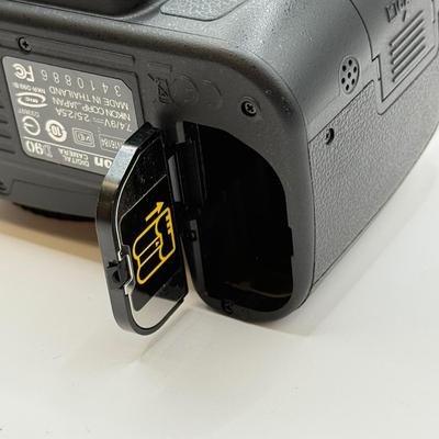 LOT 41: Nikon D90 DSLR Camera Body