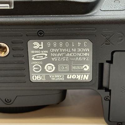 LOT 41: Nikon D90 DSLR Camera Body