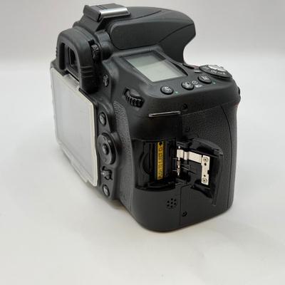 LOT 41: Nikon D90 DSLR Camera Body