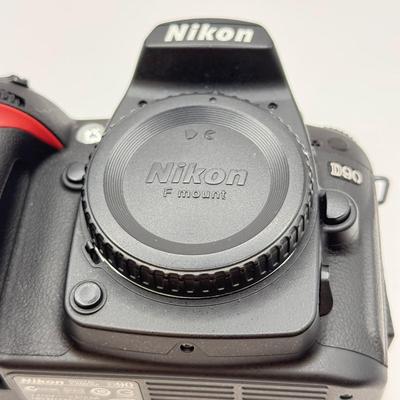 LOT 41: Nikon D90 DSLR Camera Body