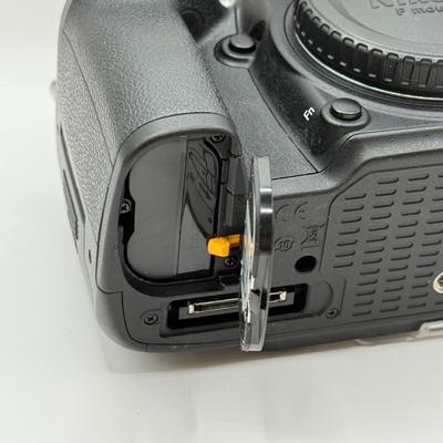 LOT 45: Nikon D600 DSLR Camera Body w/ [Pro]Master Vertical Battery Grip