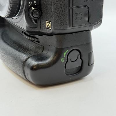LOT 45: Nikon D600 DSLR Camera Body w/ [Pro]Master Vertical Battery Grip