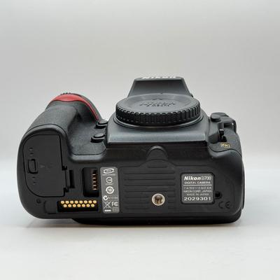 LOT 46: Nikon D700 DSLR Camera Body w/ Power2000 VP-MBD10 Vertical Battery Grip