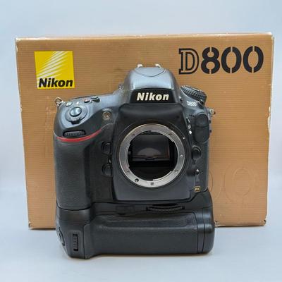 LOT 47: Nikon D800 DSLR Camera w/ Vello BG-N7 Vertical Battery Grip, Original Box, Manuals