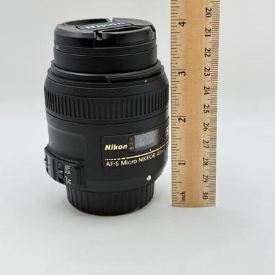 LOT 48: Nikon AF-S Micro Nikkor 40mm 1:2.8G f/2.8 Lens