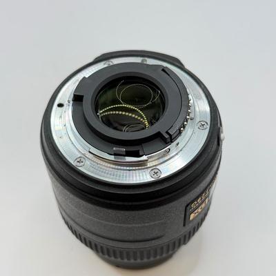 LOT 48: Nikon AF-S Micro Nikkor 40mm 1:2.8G f/2.8 Lens