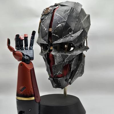 LOT 65: Dishonoured 2 Mask and Metal Gear Solid Hand