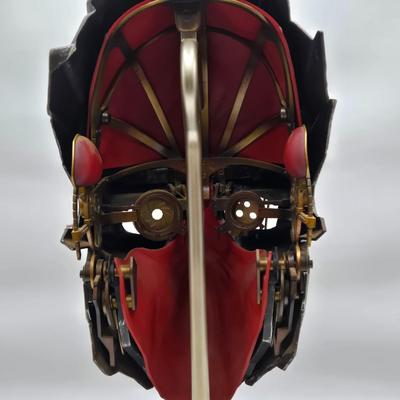LOT 65: Dishonoured 2 Mask and Metal Gear Solid Hand