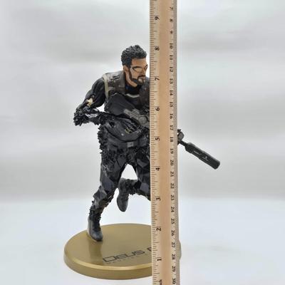 LOT 71: Battlefield 1 Collector's Edition Statue, Deus EX Mankind Statue, and Splinter Cell Blacklist Statue
