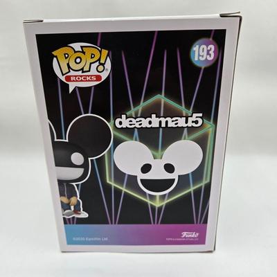 LOT 72: Multiple Funko Pops Featuring Music Stars NIB