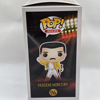 LOT 72: Multiple Funko Pops Featuring Music Stars NIB