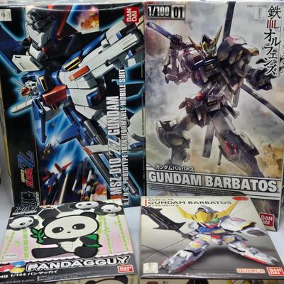 LOT 74: Ban Dai Toys NIB