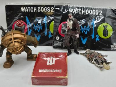 LOT 77: Mortal Combat Book Ends, Titanfall 2 Figures, and More