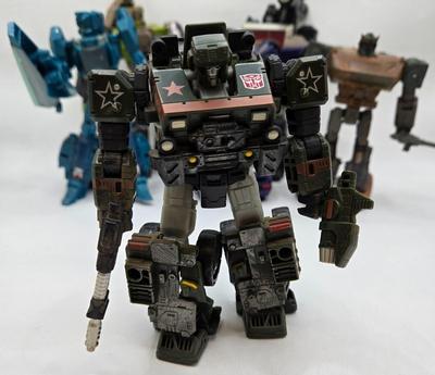 LOT 78: Various Transformers Toys