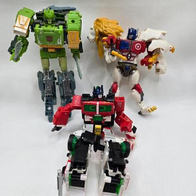 LOT 78: Various Transformers Toys