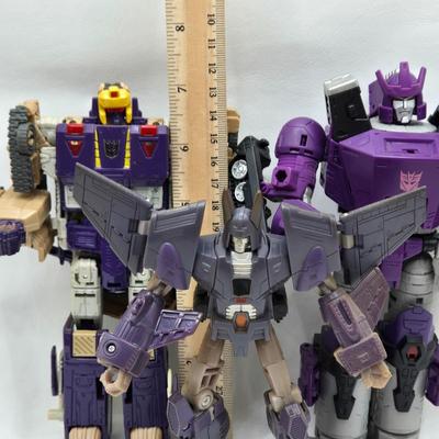 LOT 78: Various Transformers Toys