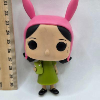 LOT 79: Large Variety of Funko Pops
