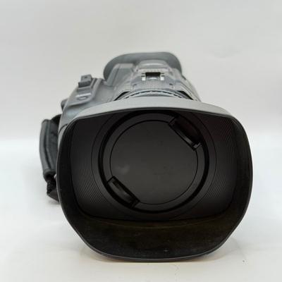 LOT 81: JVC 4k Memory Card Video Camera Recorder Model GY-HM170U w/ JVC KA-HU1 Top Handle Unit