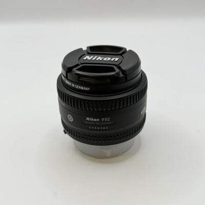 LOT 83: Nikon AF Nikkor 50mm 1:1.8 D f/1.8 Prime Lens w/ 52mm Calumet Traditional UV Filter & Nikon Speedlight SB-600 External Flash